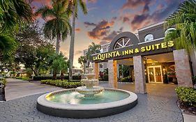 La Quinta Inn & Suites University Drive South