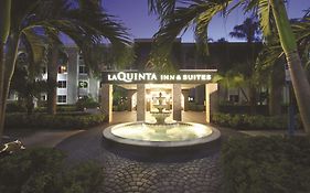 La Quinta Inn & Suites University Drive South
